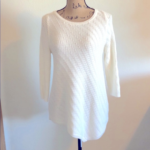 New York & Company Sweaters - NWOT cream asymmetrical sweater small